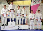 German Weber (dritter von rechts) holt sich bei den Bayerischen Meisterschaften in Abensberg den Dritten Platz